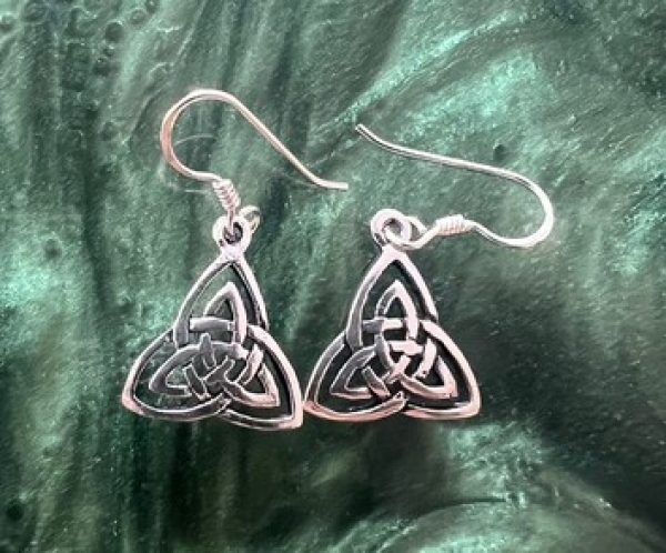 Ohrringe - Dreieckknoten - Sterlingsilber 1 Paar Ohrringe - Dreieckknoten - Sterlingsilber 1 Paar