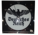Standuhr aus Glas - Deutsches Herz Standuhr aus Glas - Deutsches Herz