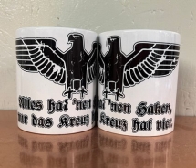 Tasse - Alles hat nen Haken, nur das Kreuz hat vier - mit Reichsadler - weiß/schwarz Tasse - Alles hat nen Haken, nur das Kreuz hat vier - mit Reichsadler - weiß/schwarz